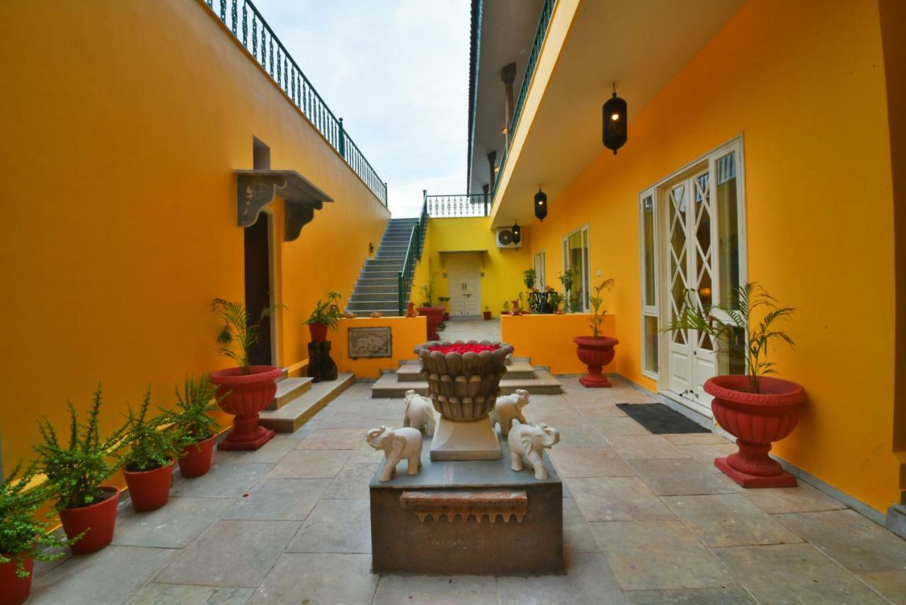 Premkunj Hotel Udaipur Eksteriør billede