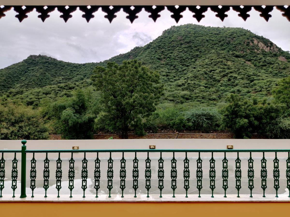 Premkunj Hotel Udaipur Eksteriør billede